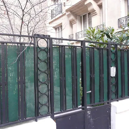 Apartment Le Jardin De La Faisanderie